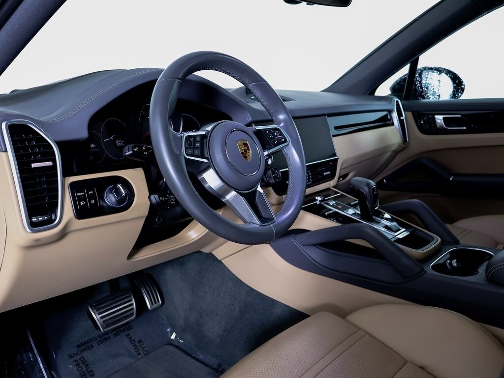 2022 Porsche Cayenne Coupe S photo 4