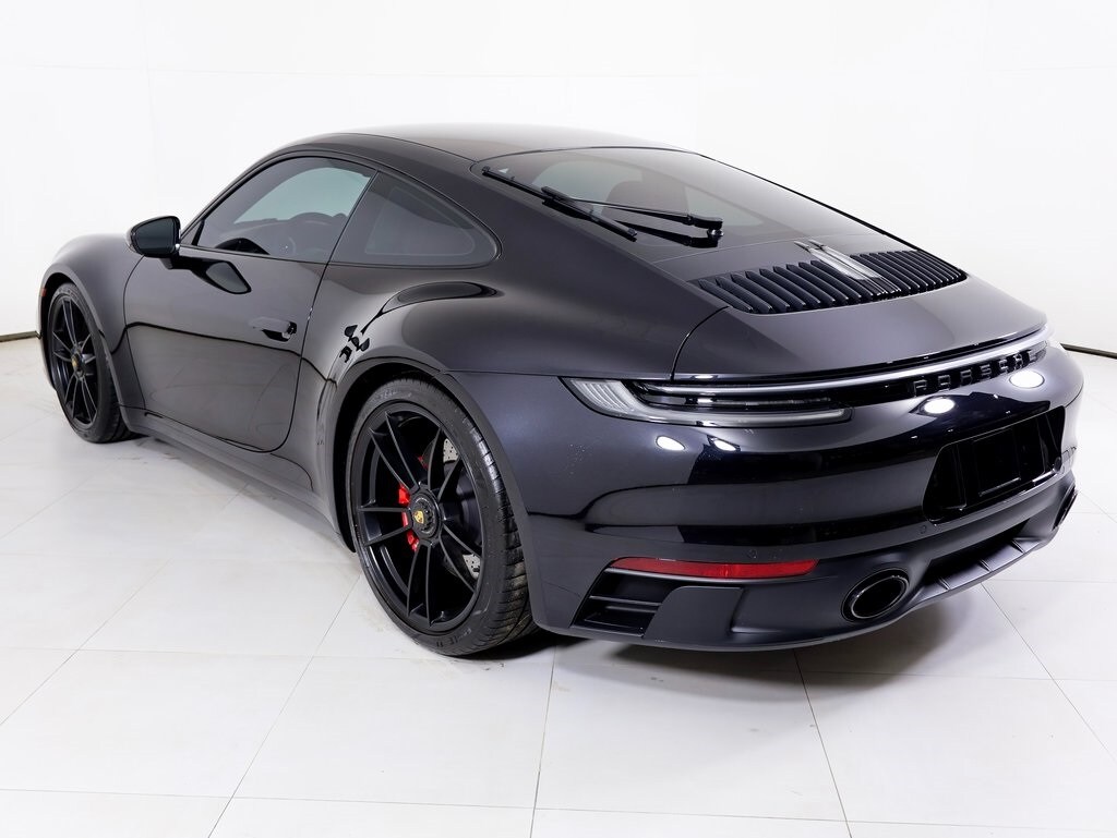 2024 Porsche 911 4S 4 GTS photo 3