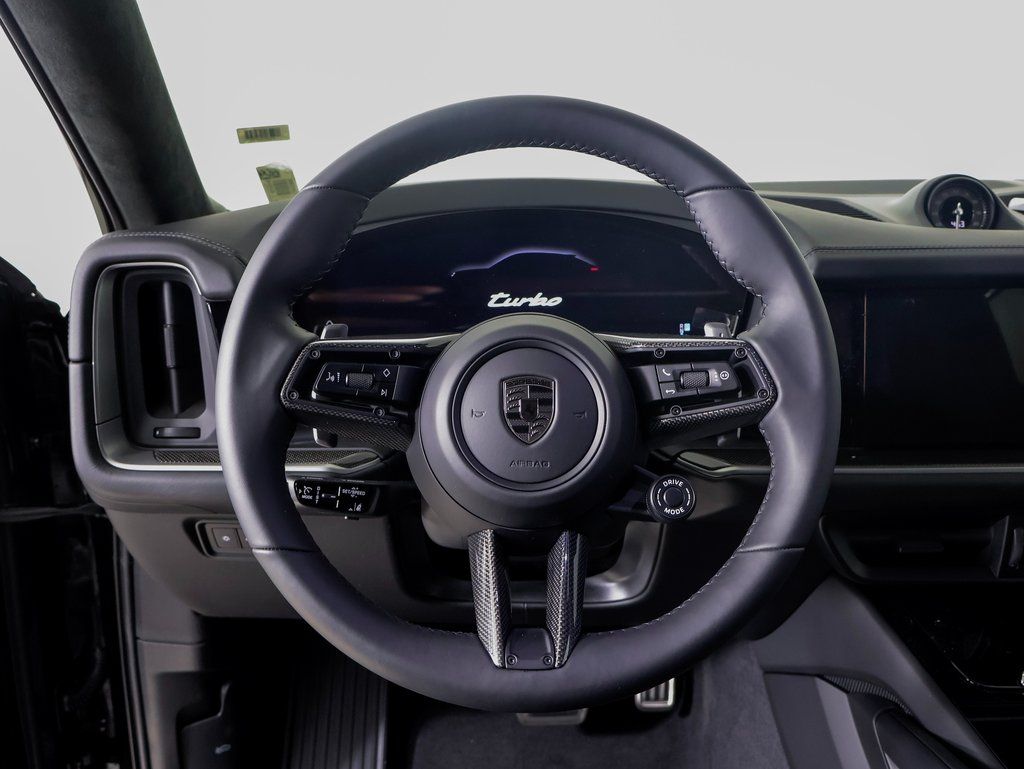 2025 Porsche Cayenne Coup Turbo E-Hybrid - Photo 10