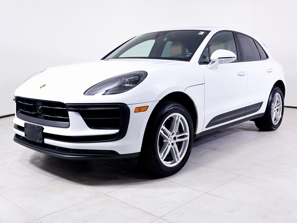 Used 2025 Porsche Macan SUV