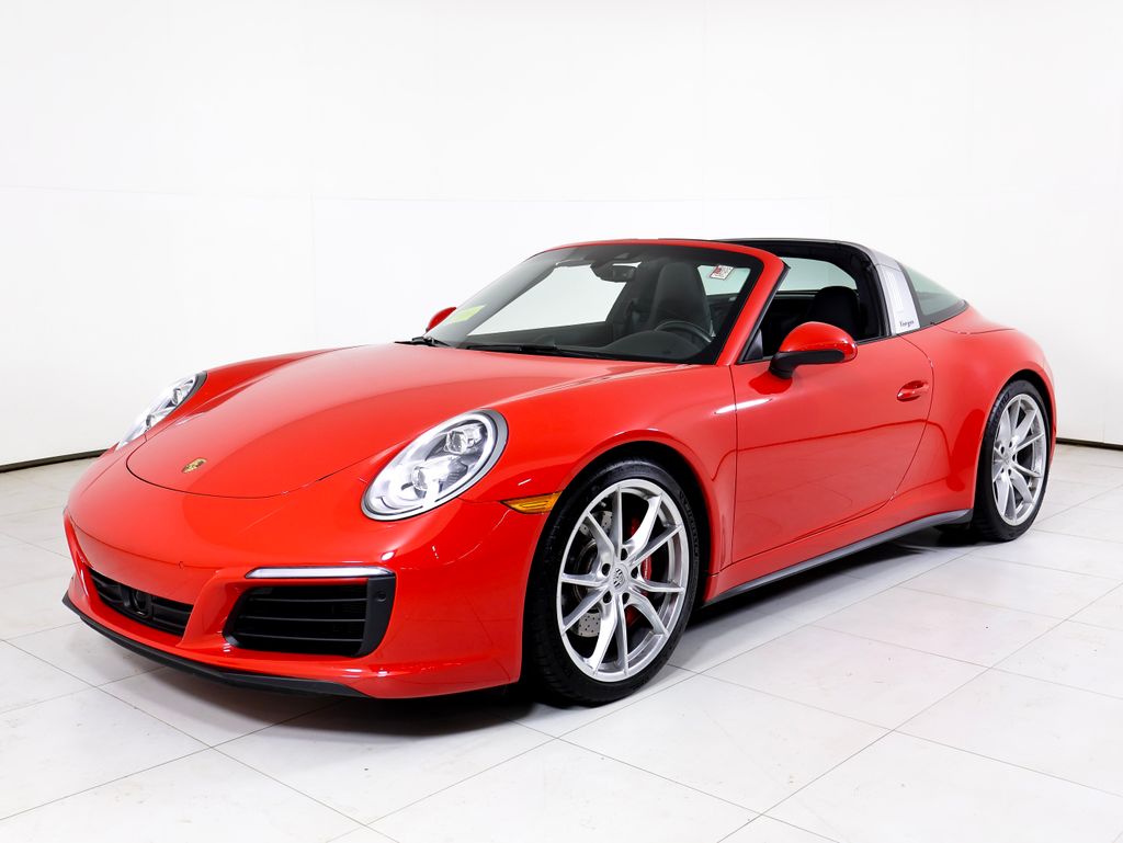 2018 Porsche 911's photo
