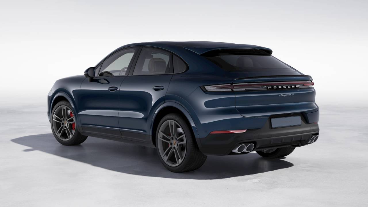 2026 Porsche Cayenne Coupe S photo 3