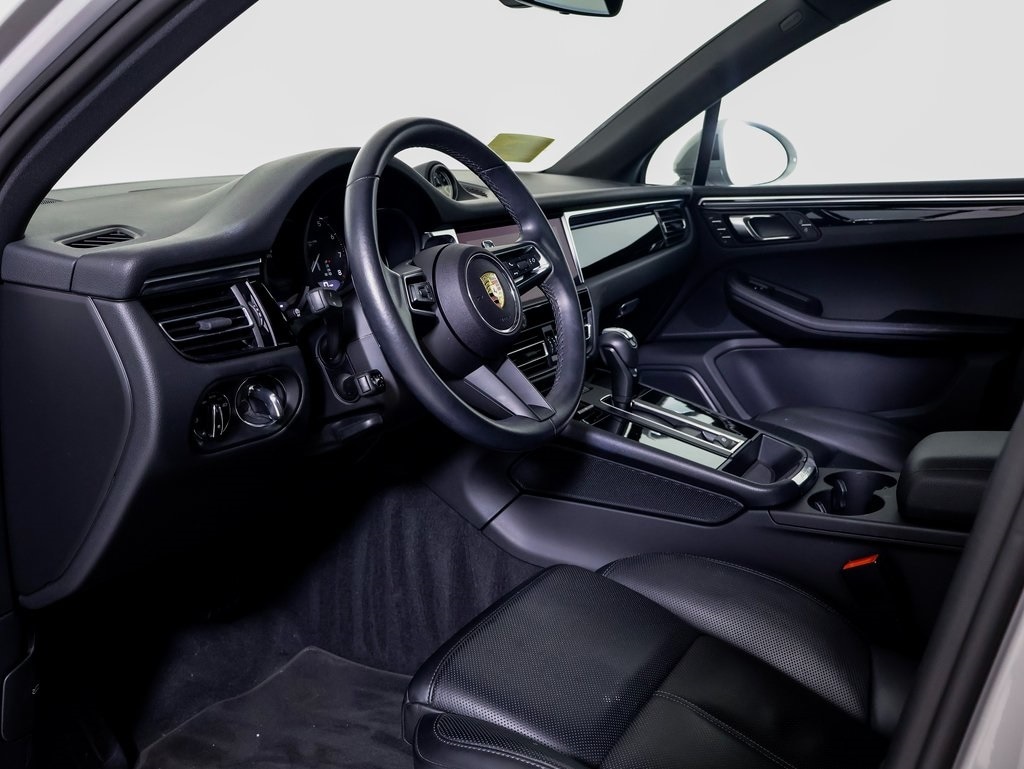 Certified 2024 Porsche Macan SUV