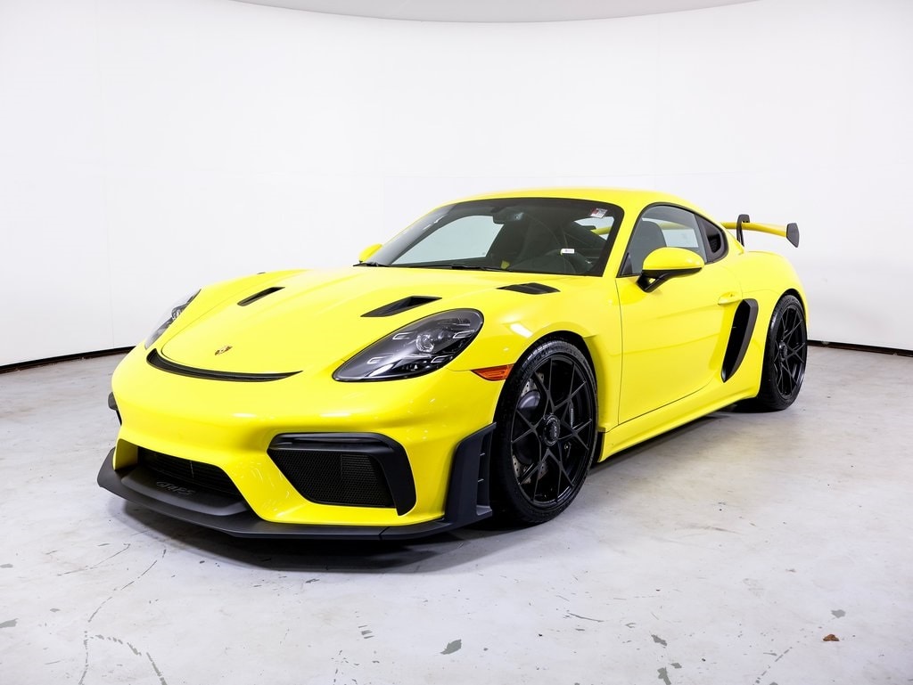 2025 Porsche 718 Cayman GT4 RS