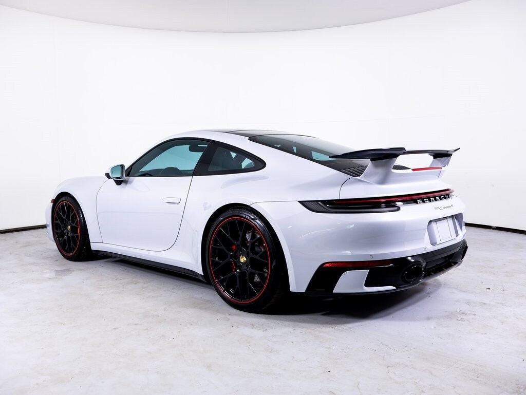 2024 Porsche 911 S photo 3