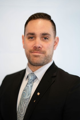 Staff member Andrew Dunn from ID_a9c9e33509c6