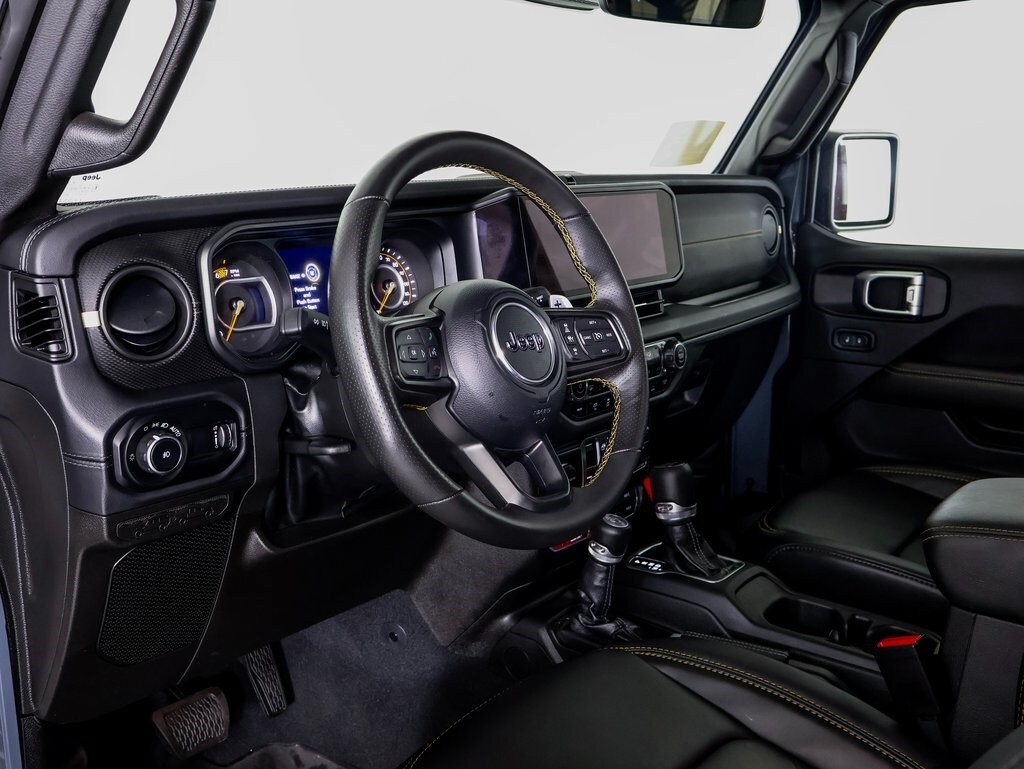 2024 Jeep Wrangler Rubicon photo 4