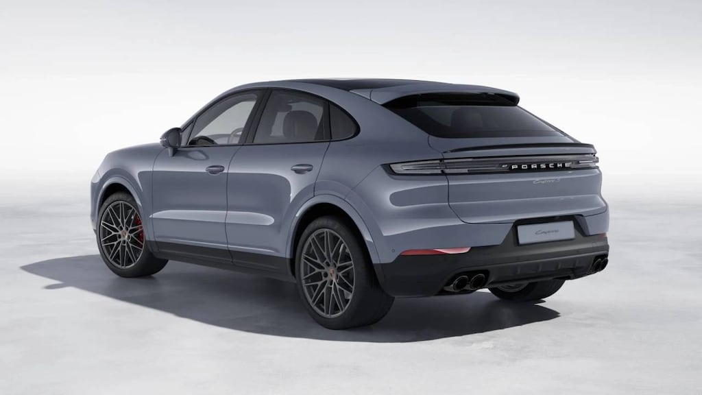 2026 Porsche Cayenne Coupe S photo 3