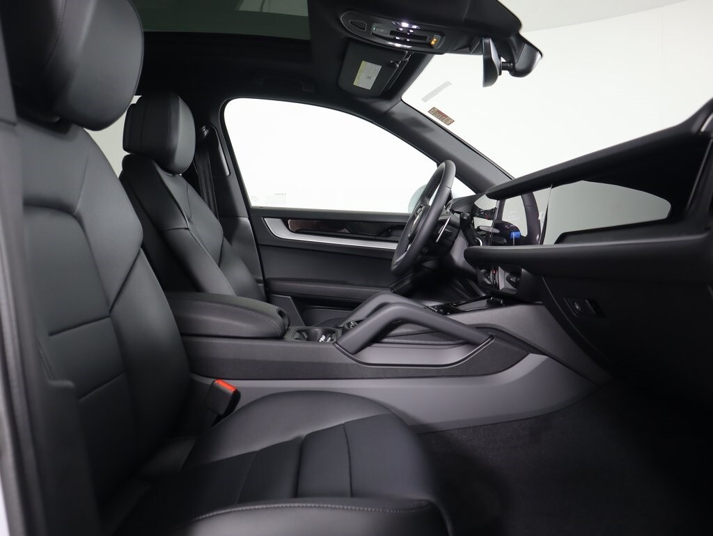 New 2024 Porsche Cayenne For Sale at Porsche Norwell VIN
