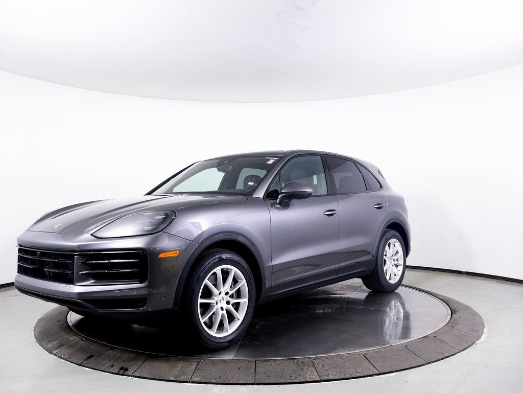 2025 Porsche Cayenne Base