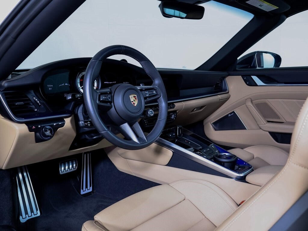 2024 Porsche 911 Targa 4S photo 4