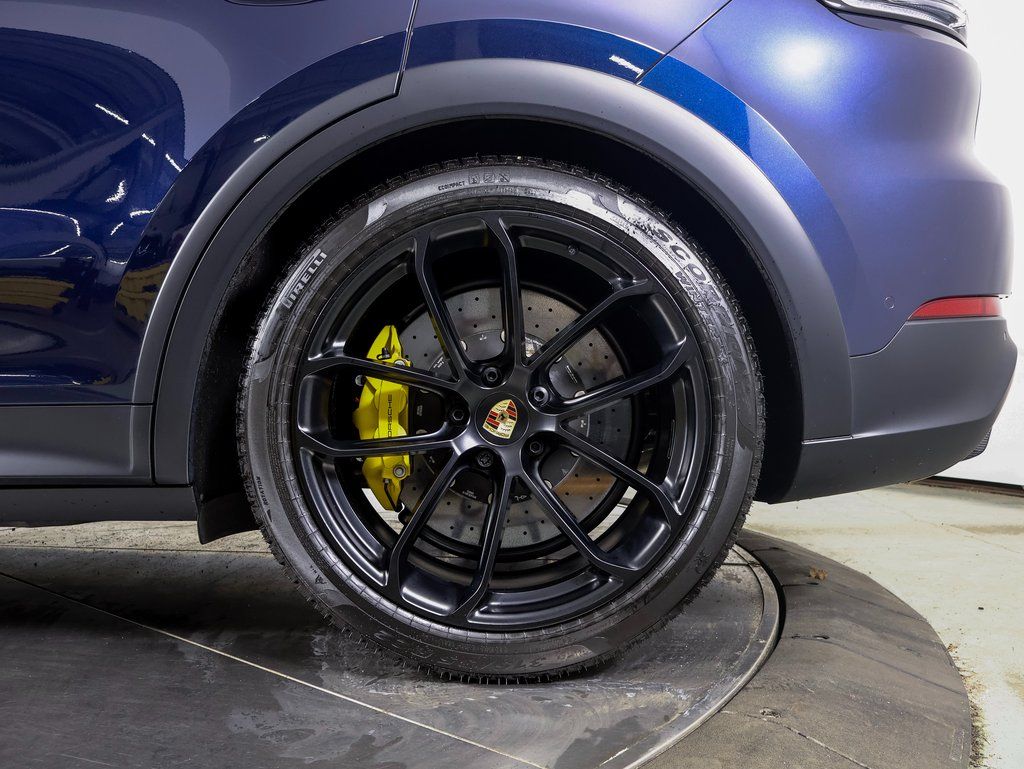 2025 Porsche Cayenne Coup Turbo GT - Photo 27
