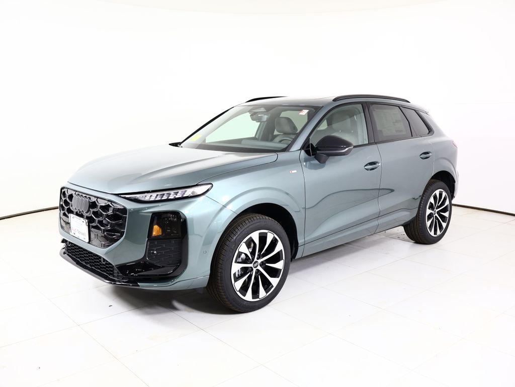 2026 Audi Q3 S line quattro's photo