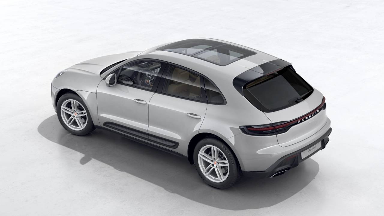 2026 Porsche Macan T photo 3