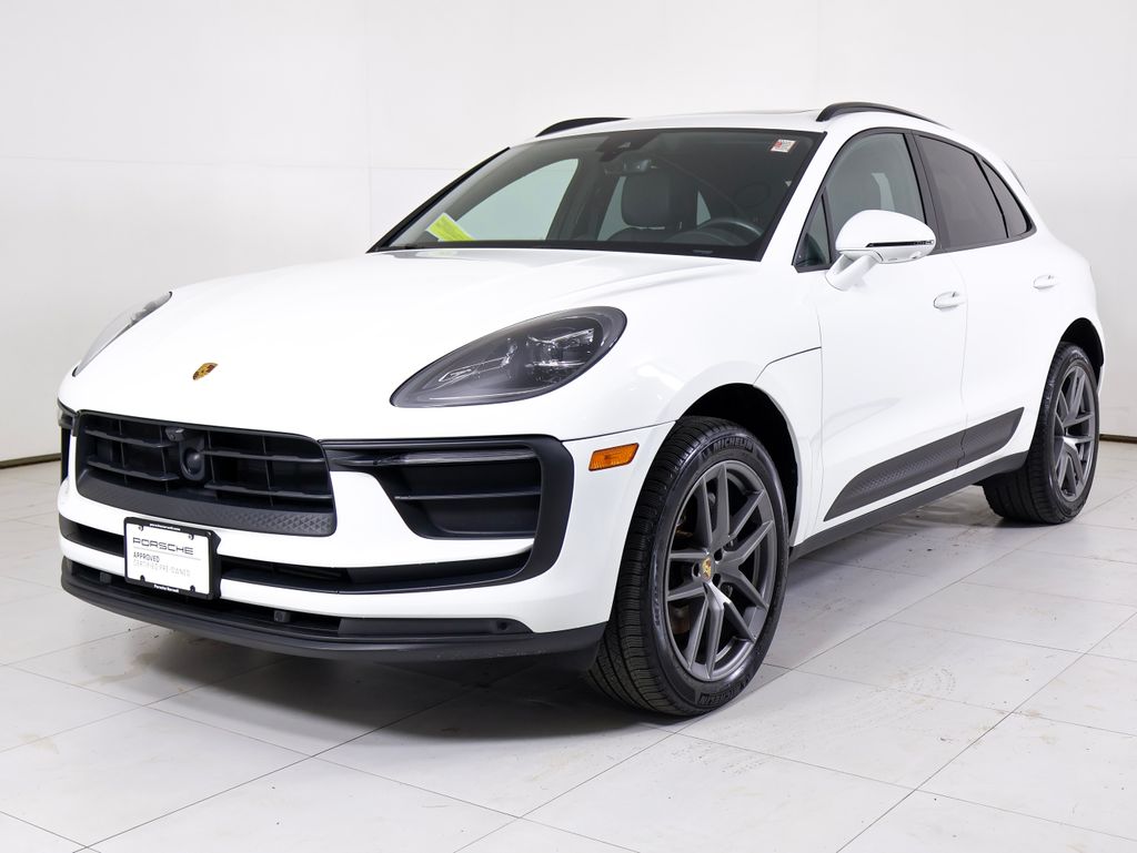 2024 Porsche Macan Base
