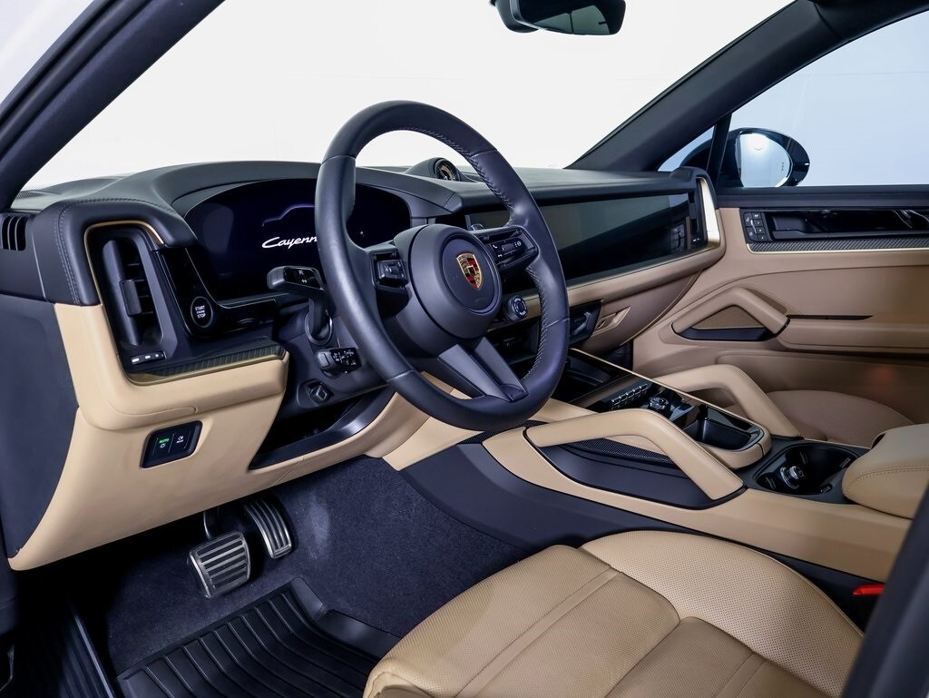 2024 Porsche Cayenne S Coupe photo 4