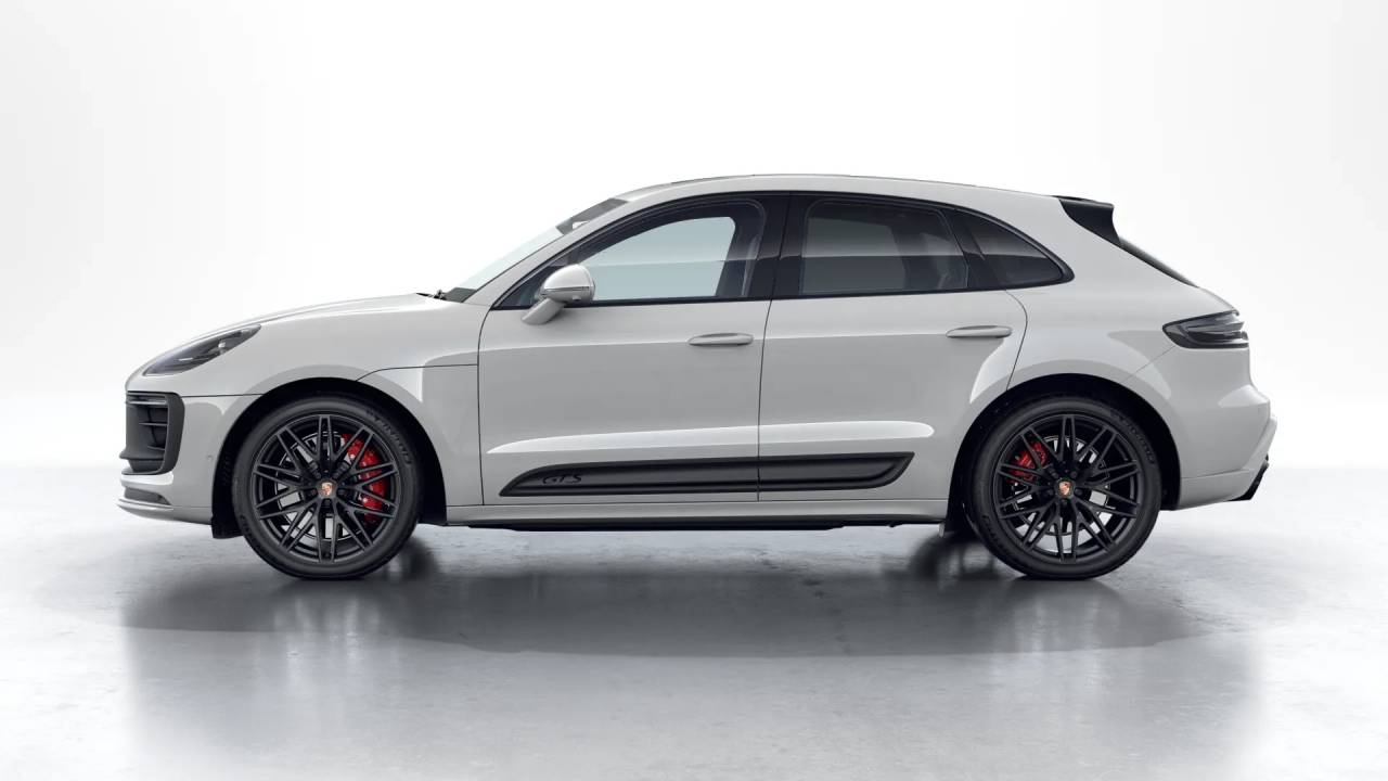 2026 Porsche Macan GTS photo 2