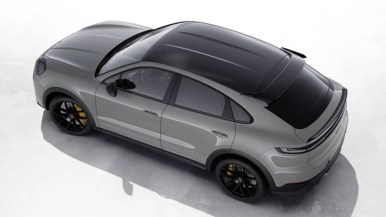 2026 Porsche Cayenne Coupe Turbo GT photo 3