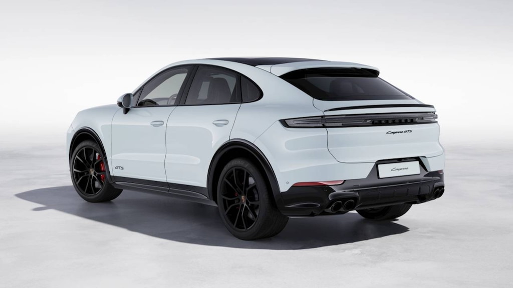 2026 Porsche Cayenne Coupe GTS photo 3