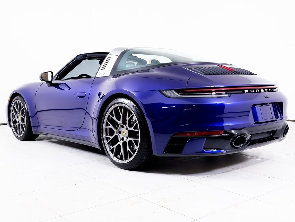 2024 Porsche 911 Targa 4S photo 3