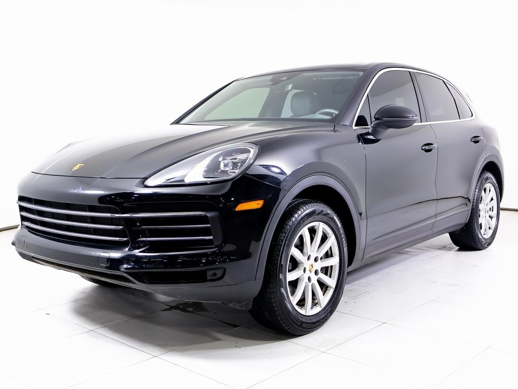 2023 Porsche Cayenne Base