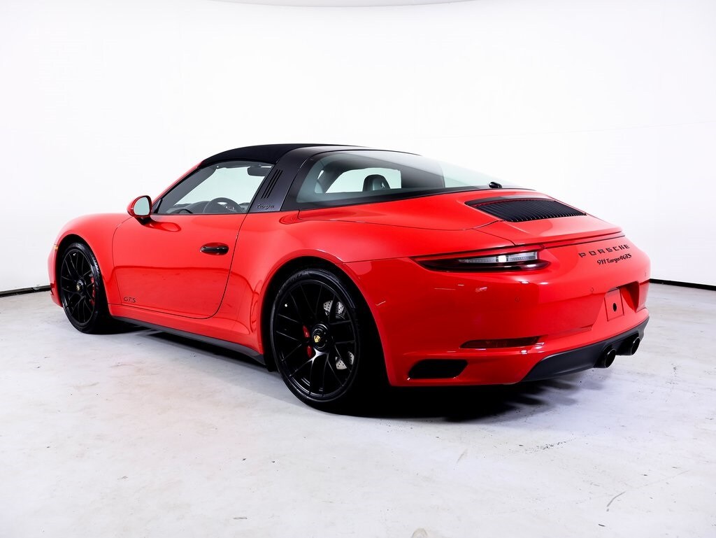 2019 Porsche 911 Targa 4 GTS photo 3