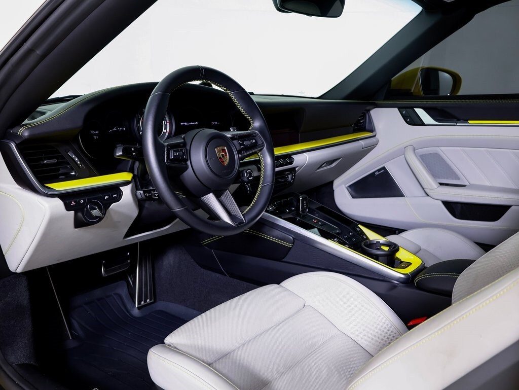 2024 Porsche 911 Turbo S photo 4