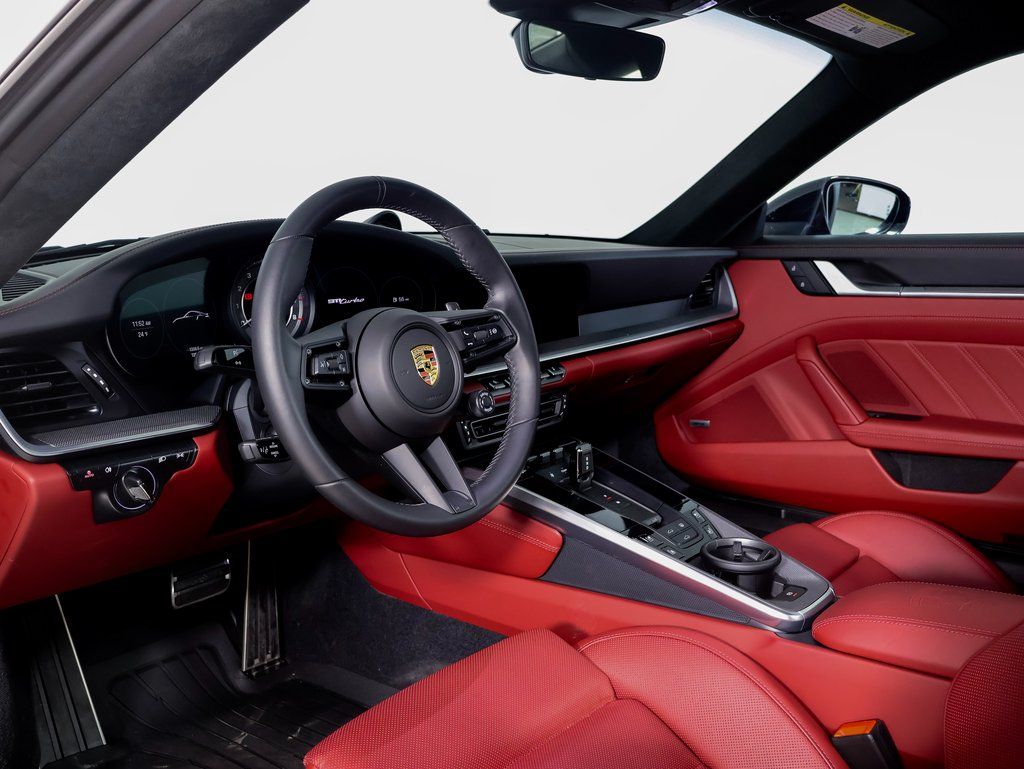 2024 Porsche 911 Coupe Turbo photo 4