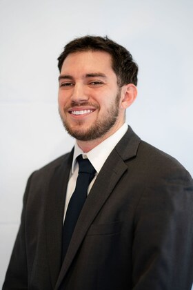 Staff member Derik Duarte from ID_a9c9e33509c6