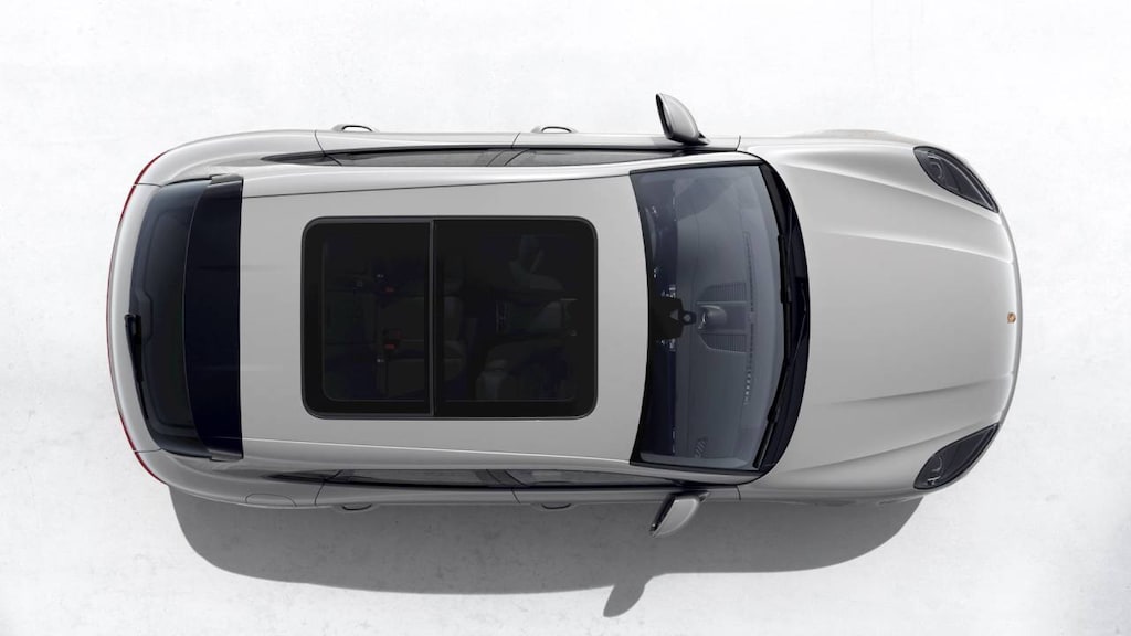 2026 Porsche Macan T photo 4