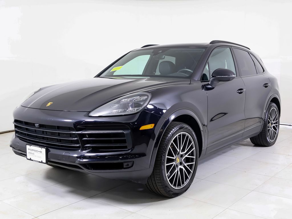 2022 Porsche Cayenne Base