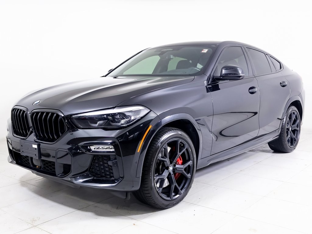 2021 BMW X6 M50i's photo
