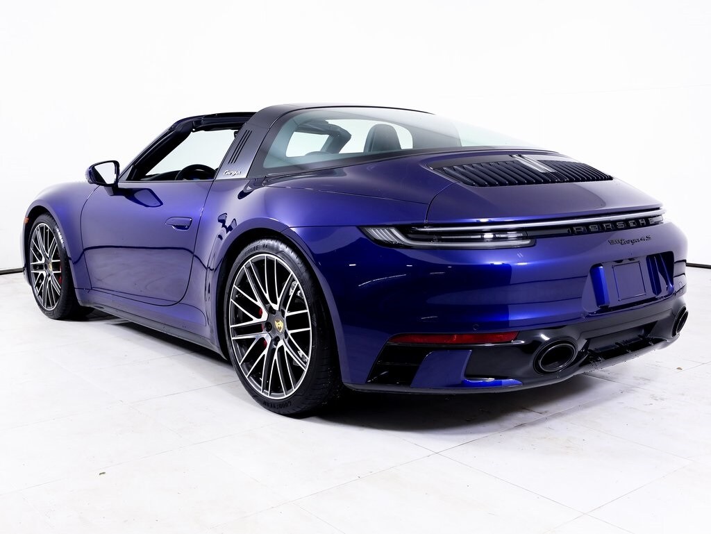 2023 Porsche 911 Targa 4S photo 3