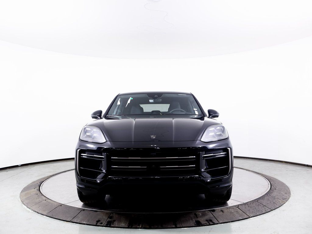 2025 Porsche Cayenne Coup Turbo E-Hybrid - Photo 26