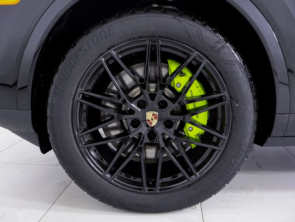 2026 Porsche Cayenne E-Hybrid - Photo 32