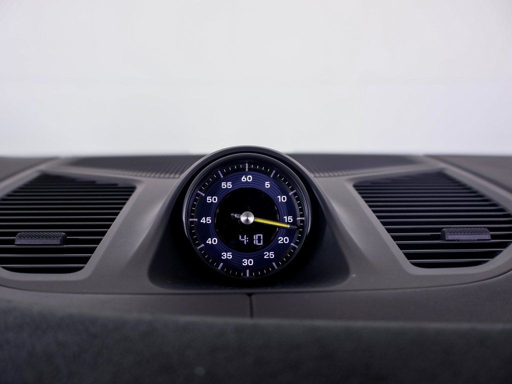 2025 Porsche Cayenne Coup Turbo GT - Photo 18
