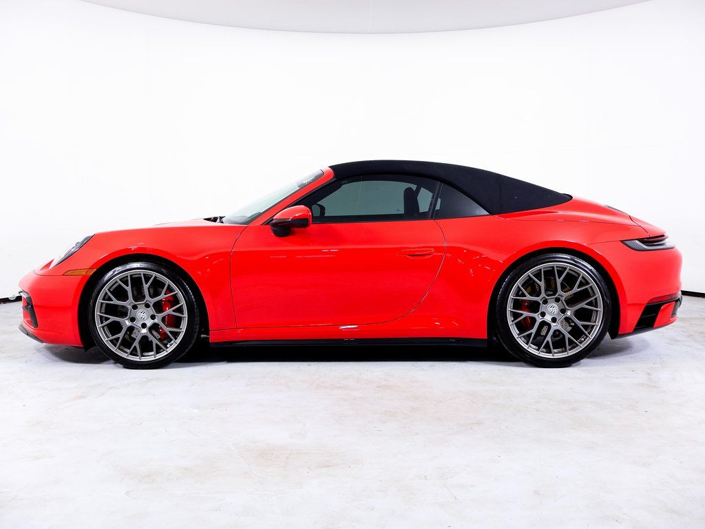 2024 Porsche 911 - Photo 14