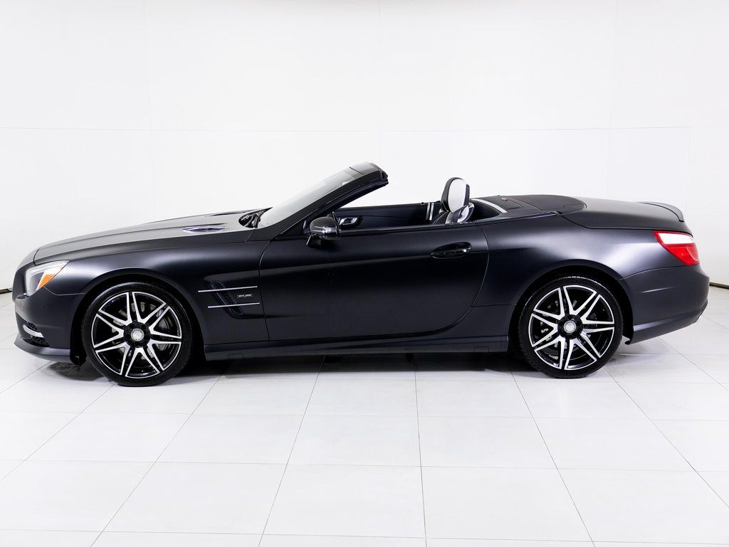2015 Mercedes Benz SL 550 photo 2