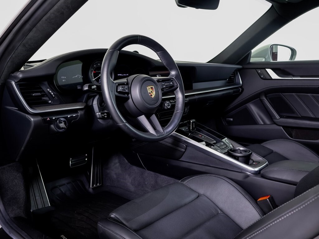 2024 Porsche 911 Turbo S photo 4