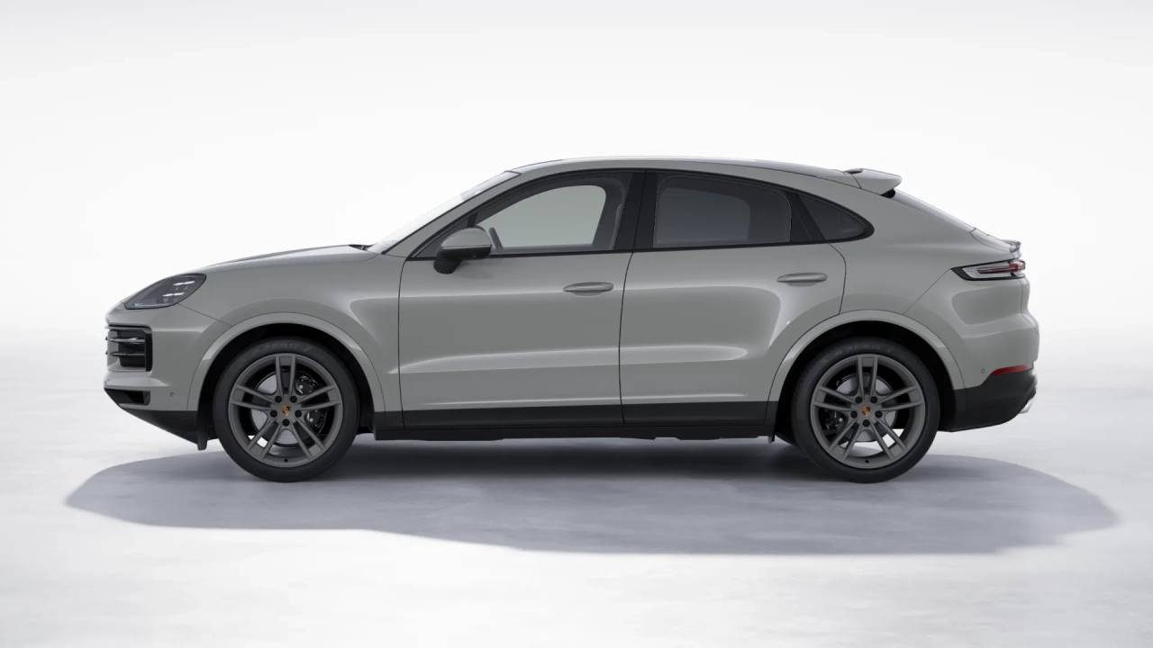 2026 Porsche Cayenne Coupe photo 2