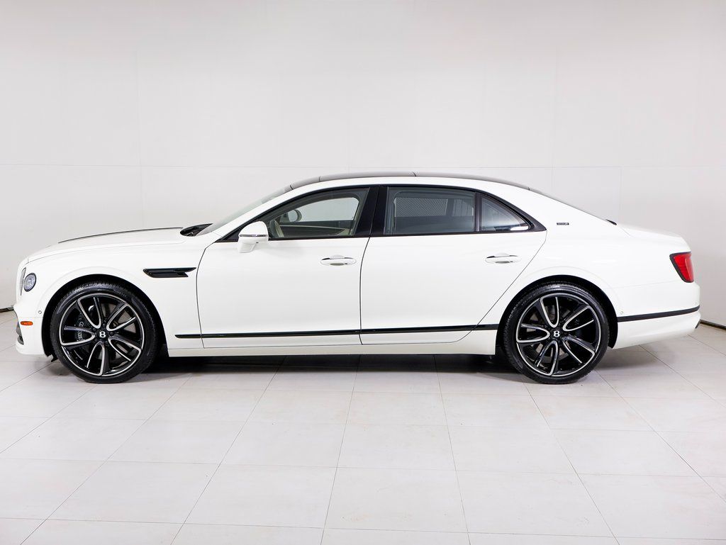 2024 Bentley Flying Spur V8 photo 2