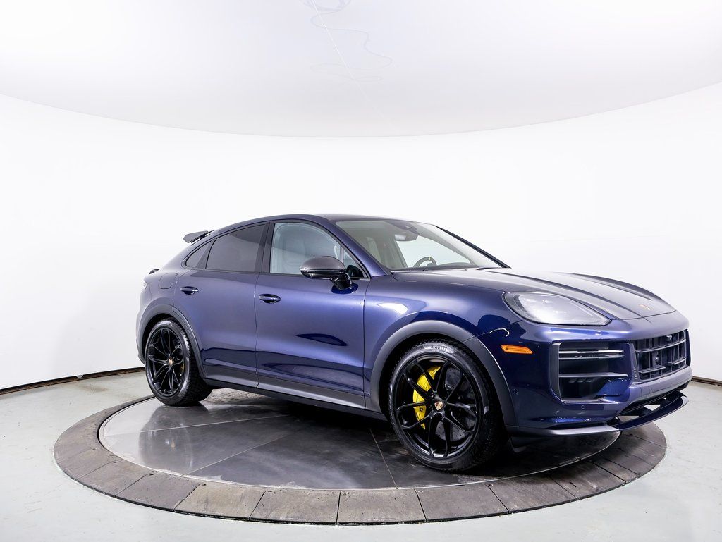 2025 Porsche Cayenne Coup Turbo GT - Photo 29