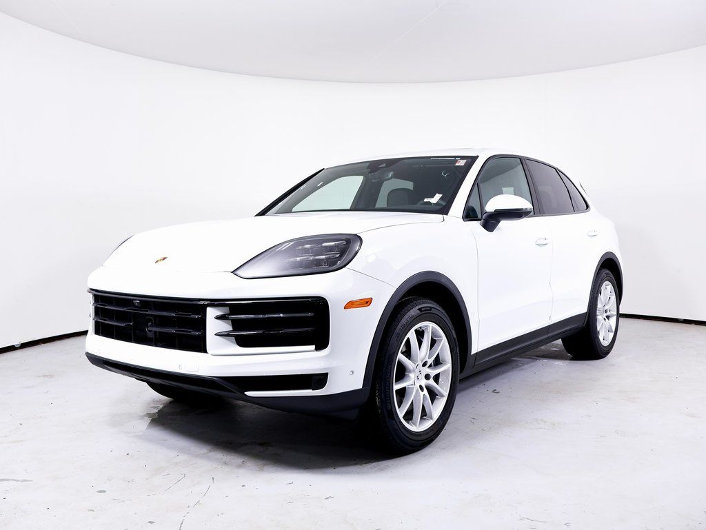 2025 Porsche Cayenne -'s photo