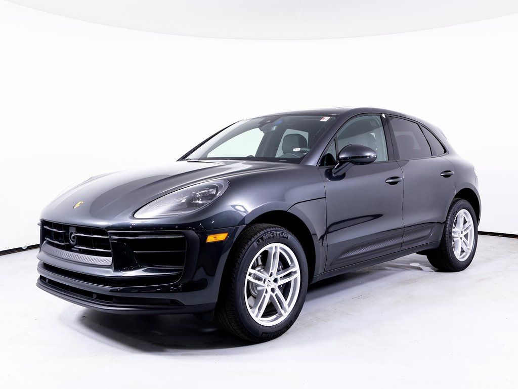 2025 Porsche Macan