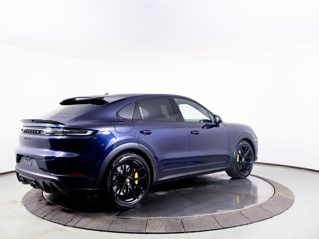 2025 Porsche Cayenne Coup Turbo GT - Photo 31