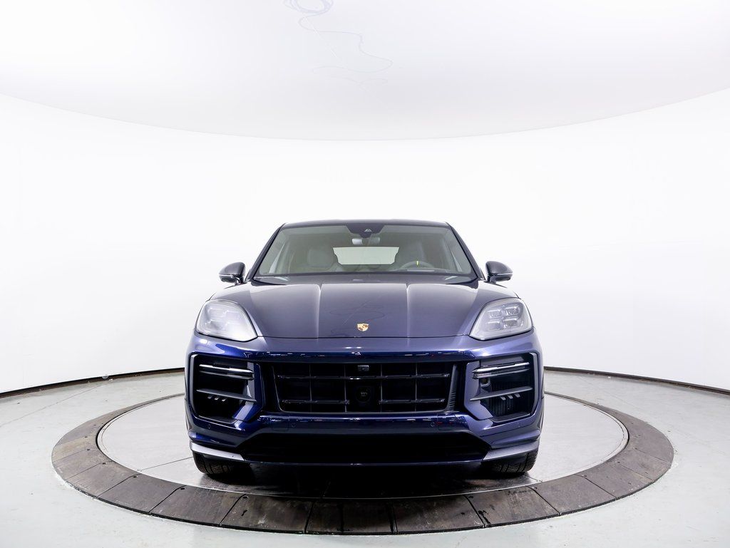 2025 Porsche Cayenne Coup Turbo GT - Photo 28