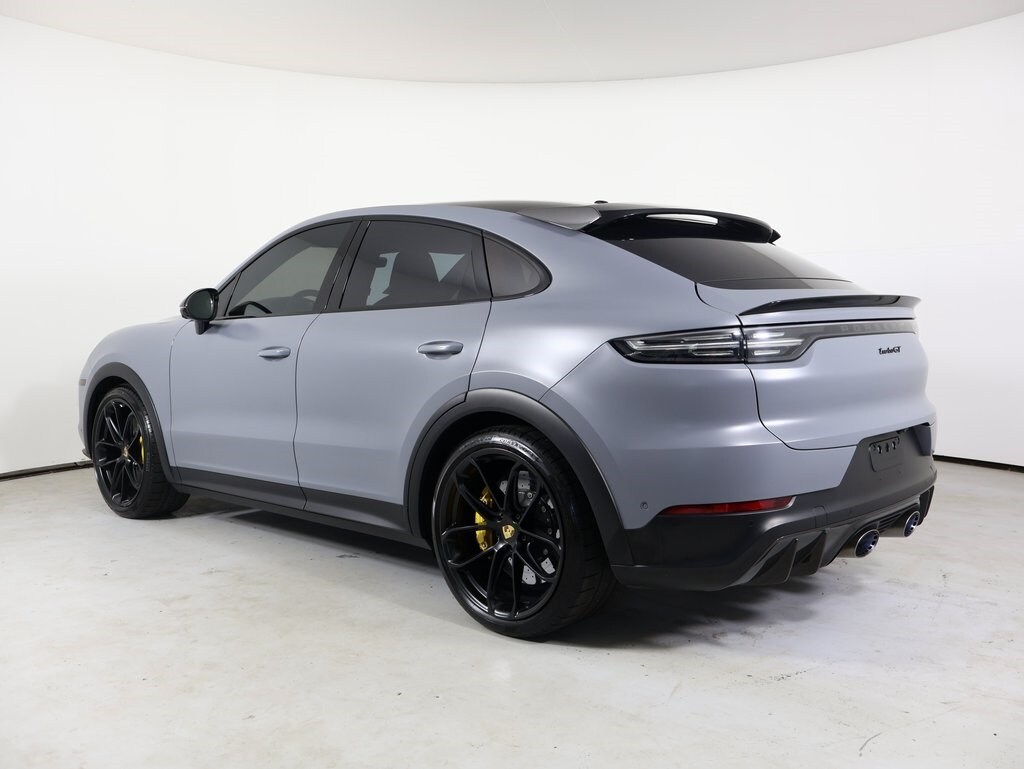 2023 Porsche Cayenne Coupe Turbo GT photo 3