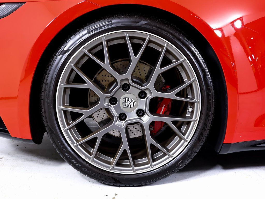 2024 Porsche 911 - Photo 26