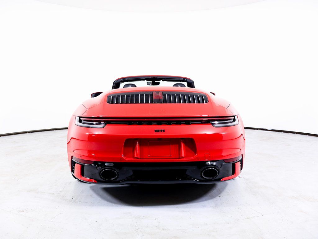 2024 Porsche 911 - Photo 34