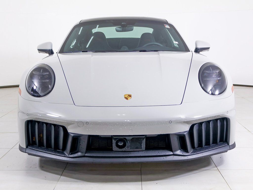 2026 Porsche 911 GTS - Photo 25
